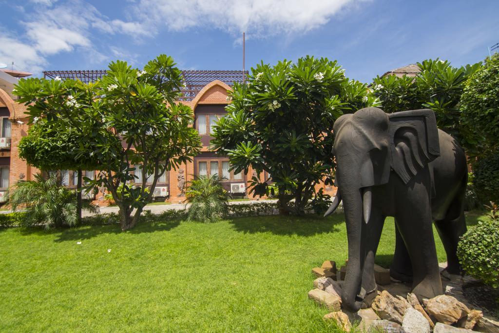 Bawga Theiddhi Hotel  Bagan Bagian luar foto